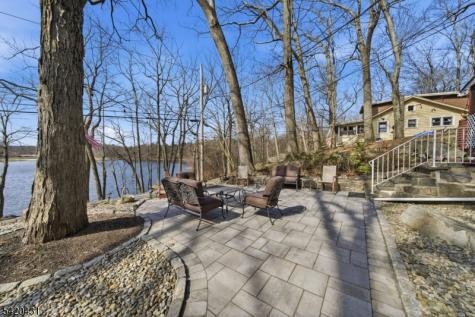 51 Lakeside Drive Vernon NJ 07422