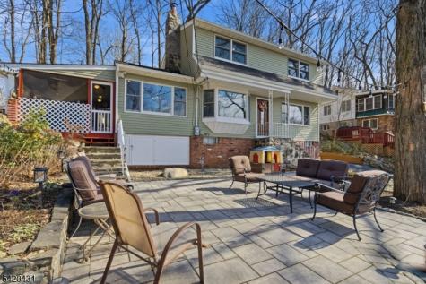 51 Lakeside Drive Vernon NJ 07422