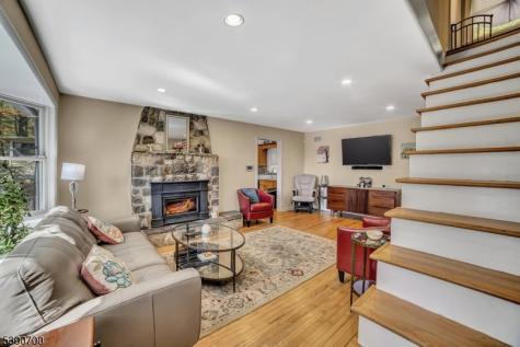 51 Lakeside Drive Vernon NJ 07422