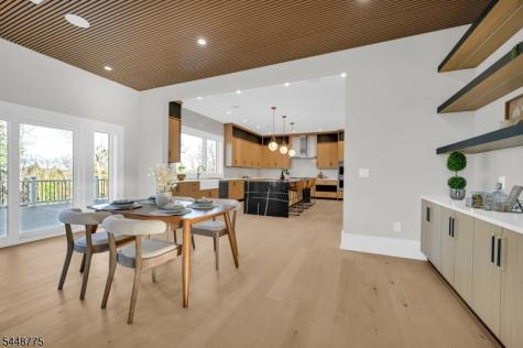 2 Barchester Way Westfield NJ 07090