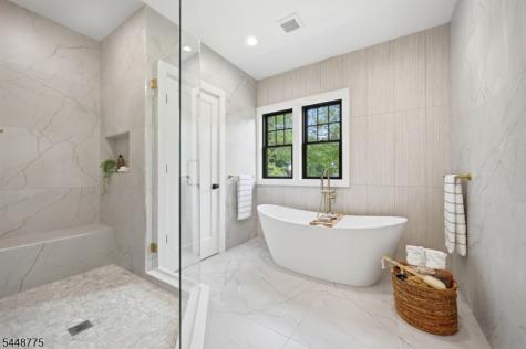 2 Barchester Way Westfield NJ 07090
