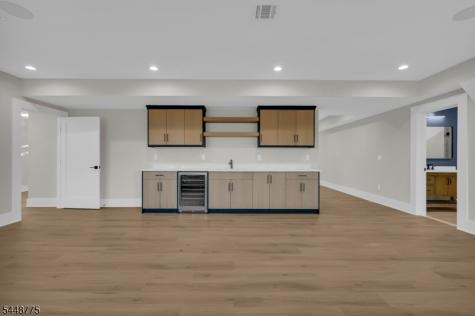 2 Barchester Way Westfield NJ 07090