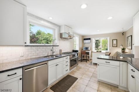 806 Ramapo Valley Road Oakland NJ 07436