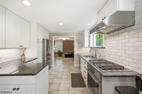 806 Ramapo Valley Road Oakland NJ 07436