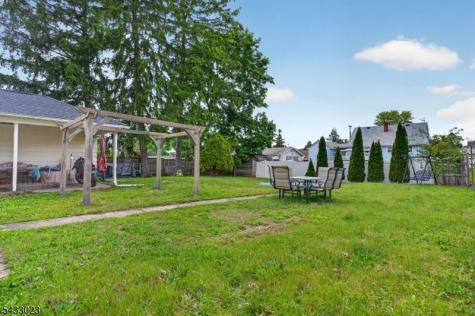 515 Lynda Road Lopatcong NJ 08865