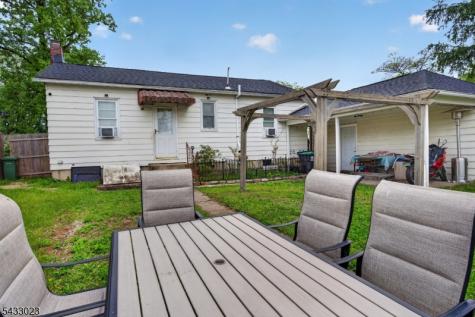 515 Lynda Road Lopatcong NJ 08865
