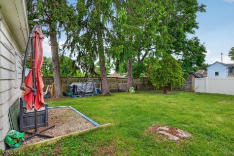 515 Lynda Road Lopatcong NJ 08865