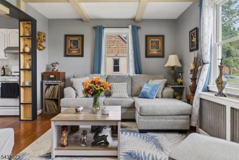 515 Lynda Road Lopatcong NJ 08865