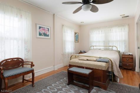 17 Wellesley Street Maplewood NJ 07040