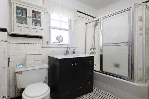 17 Wellesley Street Maplewood NJ 07040