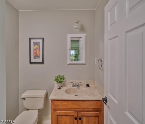 18 Linvale Road East Amwell NJ 08551