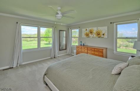 18 Linvale Road East Amwell NJ 08551