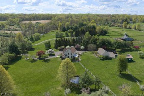 18 Linvale Road East Amwell NJ 08551