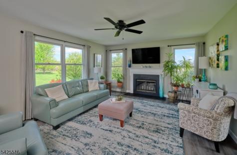18 Linvale Road East Amwell NJ 08551