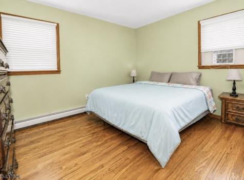 9 Stoney Brook Lane Jefferson NJ 07438