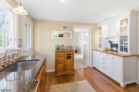 54 Knollwood Avenue Madison NJ 07940