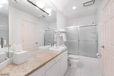 3 Bayview Terrace Green Brook NJ 08812