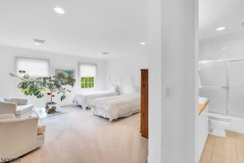 3 Bayview Terrace Green Brook NJ 08812