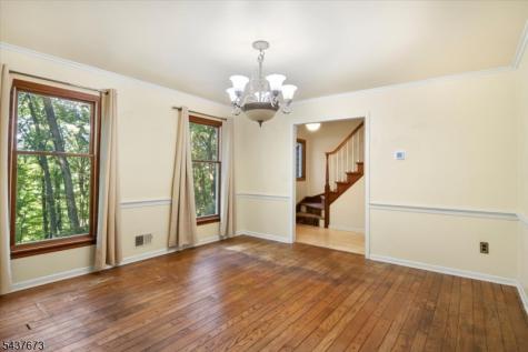 15 Burrell Road Tewksbury NJ 08833