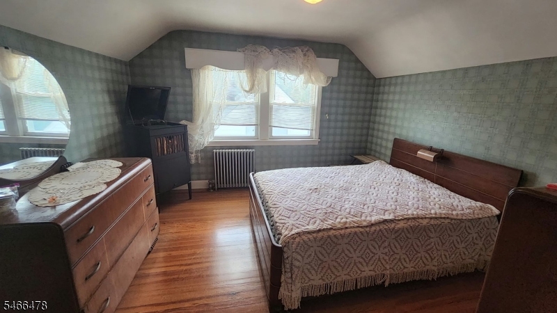 509 Thompson Avenue Roselle NJ 07203