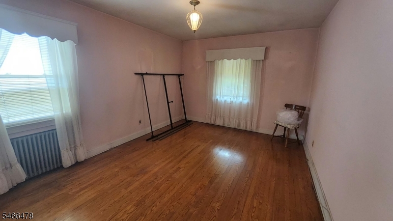 509 Thompson Avenue Roselle NJ 07203