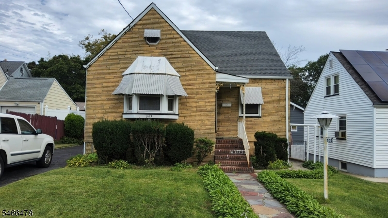 509 Thompson Avenue Roselle NJ 07203