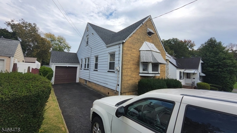 509 Thompson Avenue Roselle NJ 07203
