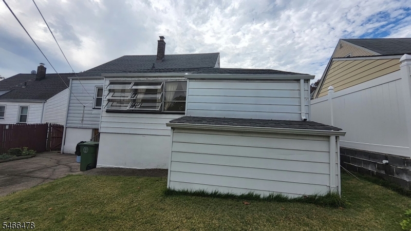 509 Thompson Avenue Roselle NJ 07203