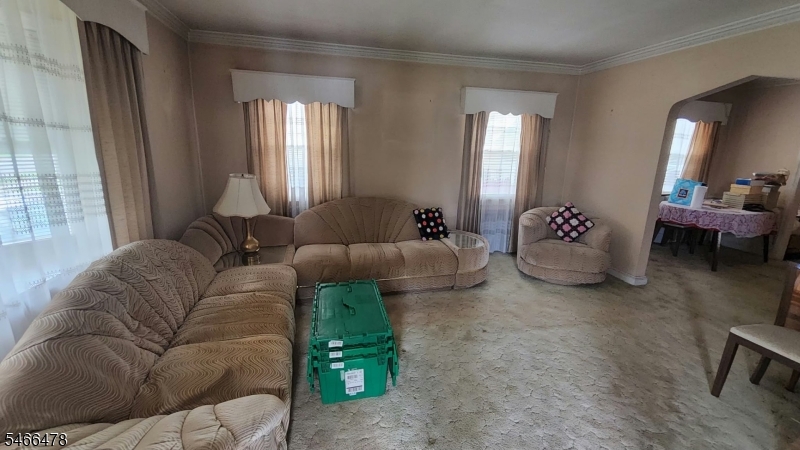 509 Thompson Avenue Roselle NJ 07203