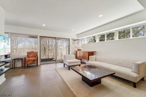 71 Sally Harden Road Wantage NJ 07461