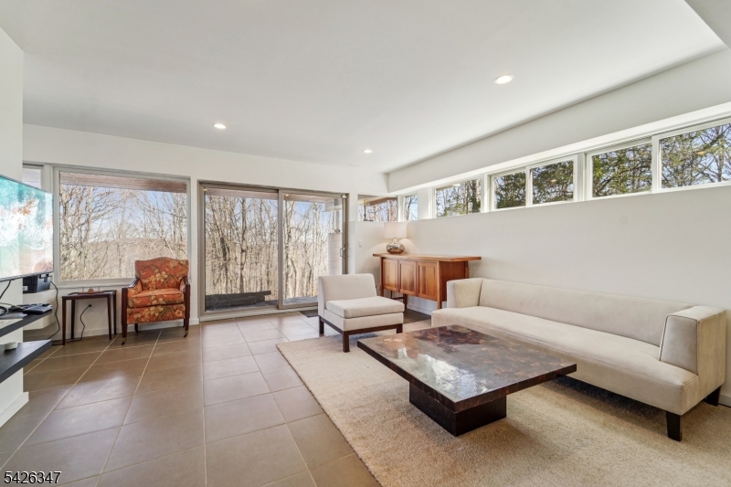 71 Sally Harden Road Wantage NJ 07461