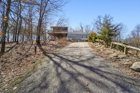 71 Sally Harden Road Wantage NJ 07461