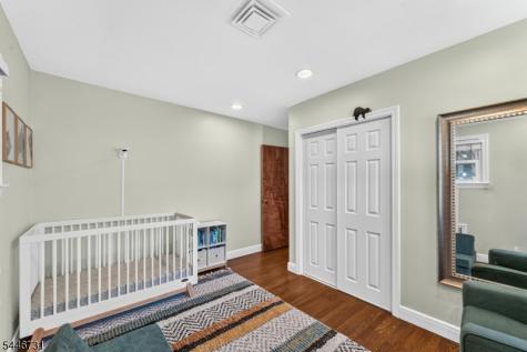 5 Gaston Avenue Raritan NJ 08869