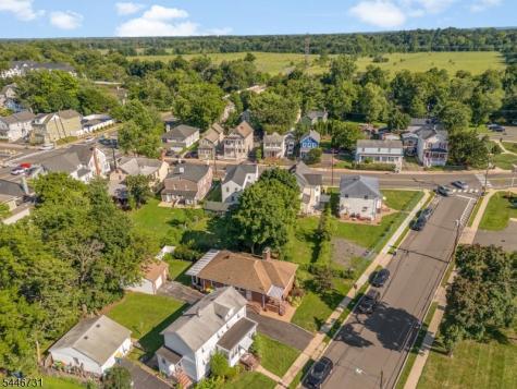 5 Gaston Avenue Raritan NJ 08869