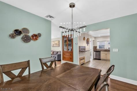 5 Gaston Avenue Raritan NJ 08869