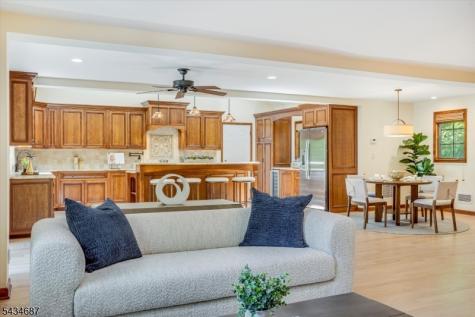 48 Rainbow Trail Mountain Lakes NJ 07046