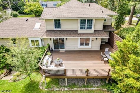 48 Rainbow Trail Mountain Lakes NJ 07046