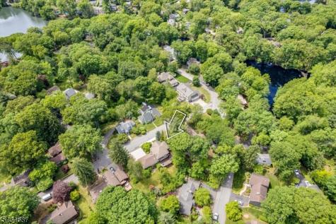 48 Rainbow Trail Mountain Lakes NJ 07046