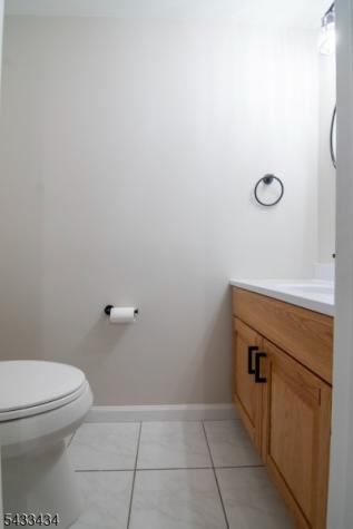 8 Liberty Lane Franklin NJ 08873
