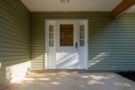 8 Liberty Lane Franklin NJ 08873