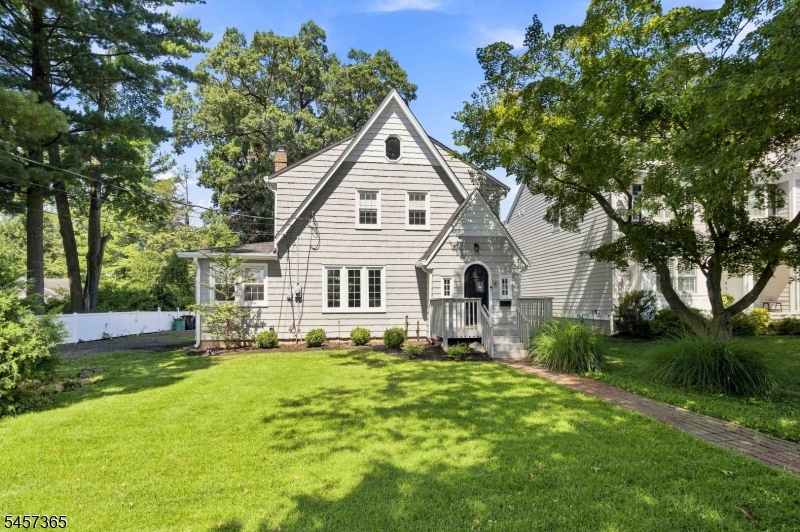 8 S Oak Court Madison NJ 07940