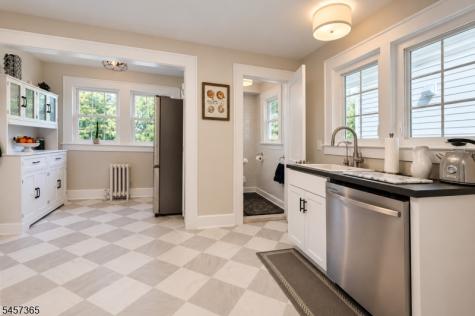 8 S Oak Court Madison NJ 07940