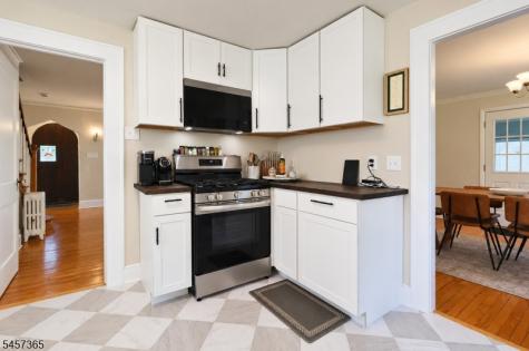 8 S Oak Court Madison NJ 07940
