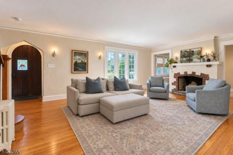 8 S Oak Court Madison NJ 07940