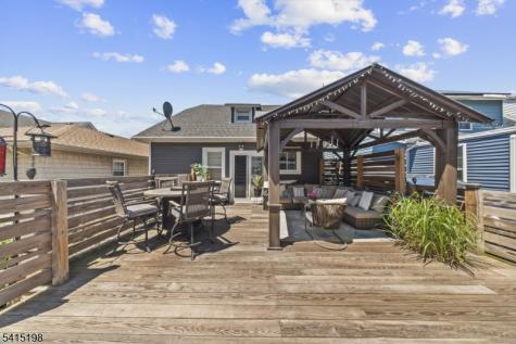 22 William Street North Arlington NJ 07031