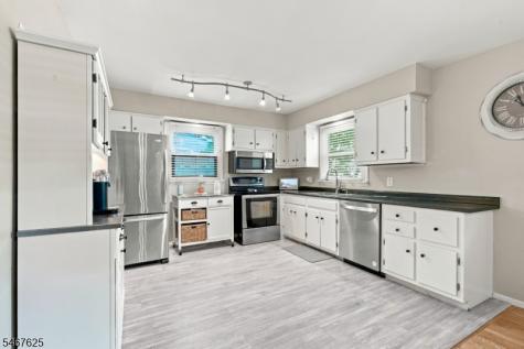 635 Bensel Drive Mount Arlington NJ 07850