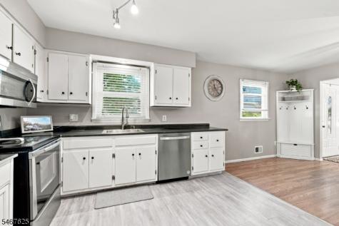 635 Bensel Drive Mount Arlington NJ 07850