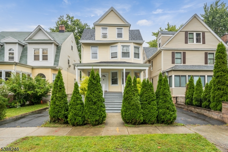 147 Greenwood Avenue East Orange NJ 07017