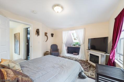 147 Greenwood Avenue East Orange NJ 07017