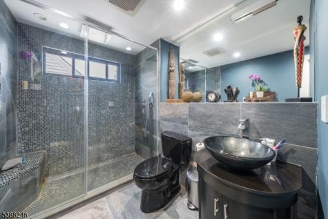 147 Greenwood Avenue East Orange NJ 07017